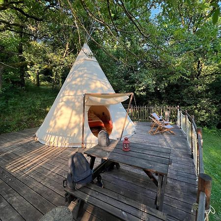 فندق Le Tipi A Marie, Deconnectez- Vous !!! Cambounes المظهر الخارجي الصورة